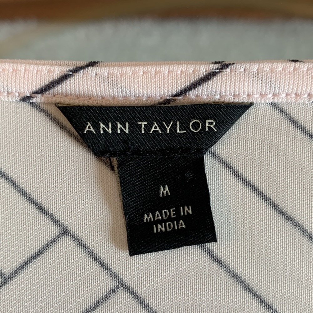 Ann Taylor Long Sleeve Top Size M - Picture 8 of 16